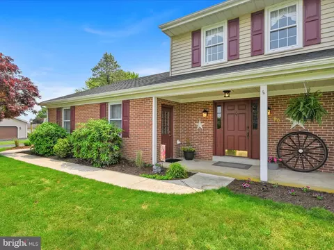 590 Hi View Dr, Lititz, PA 17543 photo 5