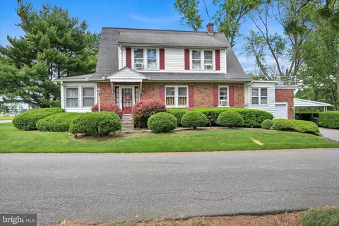 1709 Becker Rd, Manheim, PA 17545