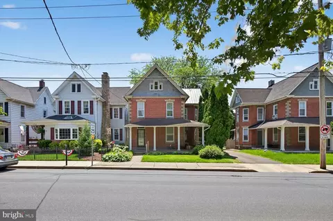 220 Front St, Lititz, PA 17543 photo 2