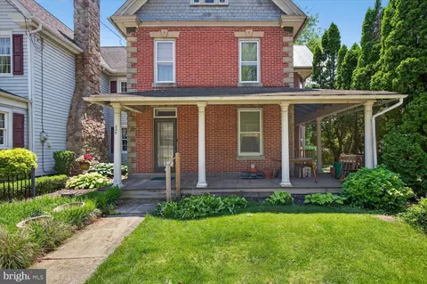 220 Front St, Lititz, PA 17543 photo 25