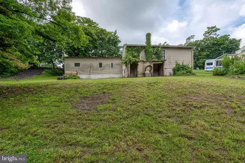 4329 Fairview Rd, Columbia, PA 17512