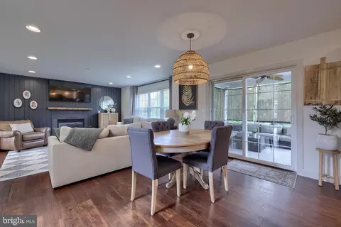 Dining - 616 Belgian Way, Lititz, PA 17543 photo 5 of 5