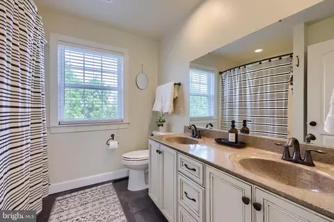 Bath - 616 Belgian Way, Lititz, PA 17543 photo 3 of 3