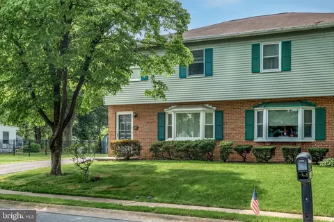 1242 Staman Ln, Columbia, PA 17512
