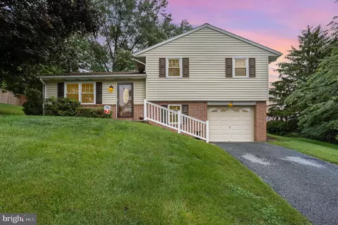 Exterior - 3 Julie Ter, Lititz, PA 17543 photo 14 of 15