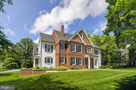 1321 Homestead Ln, Lancaster, PA 17603