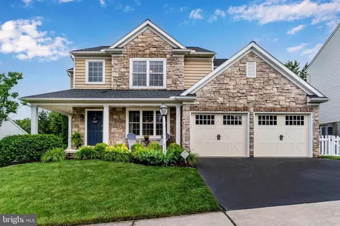 618 Hamaker Rd, Manheim, PA 17545