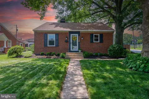 1000 Grinnell Ave, Columbia, PA 17512