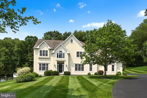 124 Silver Dr, Elizabethtown, PA 17022