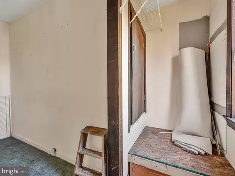 Entry Way - 307 E Main St, Lititz, PA 17543 photo 4 of 4