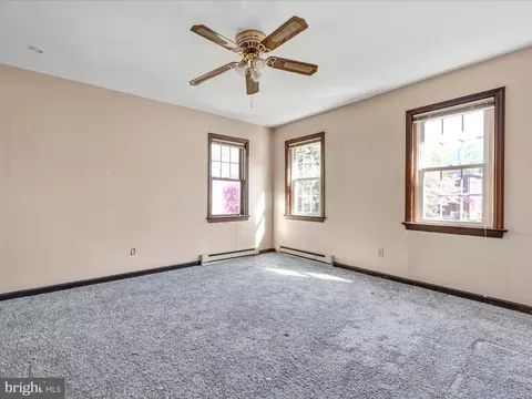 Bedroom - 307 E Main St, Lititz, PA 17543 photo 1 of 4