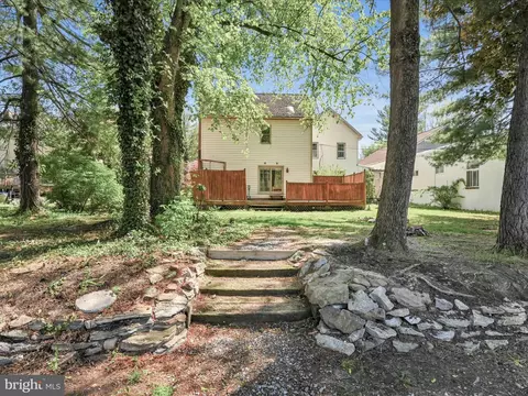 Exterior - 307 E Main St, Lititz, PA 17543 photo 9 of 14