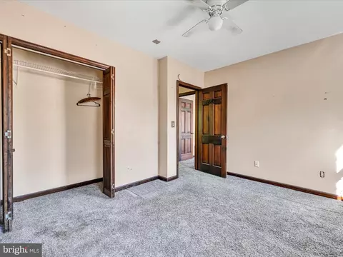 Bedroom - 307 E Main St, Lititz, PA 17543 photo 4 of 4