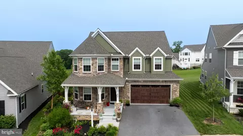 632 Stockdale Dr, Lancaster, PA 17601