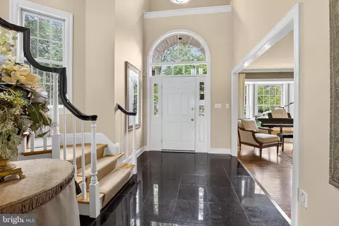 Entry Way - 54 Oakhill Dr, Lititz, PA 17543 photo 1 of 3