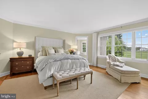 Bedroom - 54 Oakhill Dr, Lititz, PA 17543 photo 2 of 4