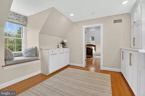 Entry Way - 54 Oakhill Dr, Lititz, PA 17543 photo 3 of 3