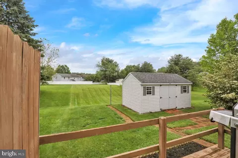 723 W 6th St, Lititz, PA 17543 photo 24