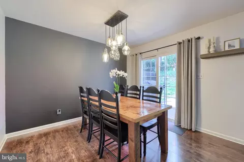 Dining - 51 Tupelo St, Lititz, PA 17543 photo 2 of 3