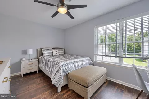 Bedroom - 51 Tupelo St, Lititz, PA 17543 photo 4 of 4