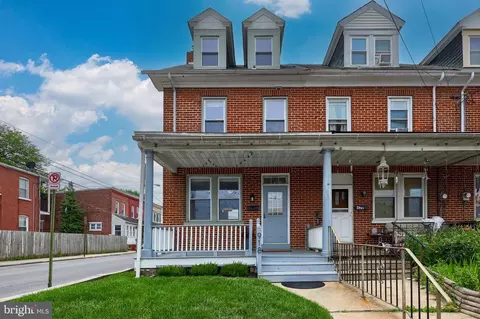 918 N Plum St, Lancaster, PA 17602