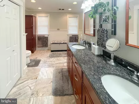 Bath - 57 Northview Rd, Lititz, PA 17543 photo 2 of 7