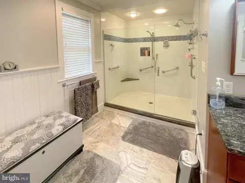 Bath - 57 Northview Rd, Lititz, PA 17543 photo 3 of 7
