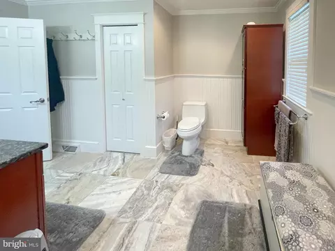 Bath - 57 Northview Rd, Lititz, PA 17543 photo 5 of 7