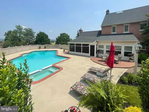 Exterior - 57 Northview Rd, Lititz, PA 17543 photo 12 of 23