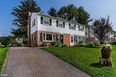 529 Golden St, Lititz, PA 17543