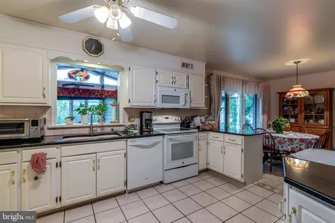 528 Bluebird Rd, Lititz, PA 17543 photo 14