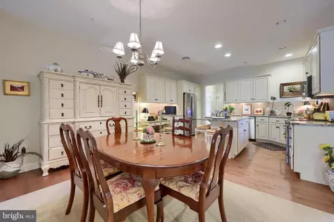 Dining - 607 Blue Spruce Dr, Lititz, PA 17543 photo 2 of 4