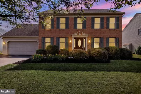 32 Duffield Dr, Lititz, PA 17543 photo 2