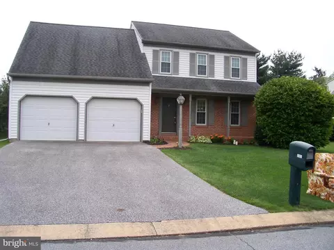 1830 Krystle Dr, Lancaster, PA 17602