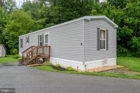 6 Brackbill Ct, Quarryville, PA 17566