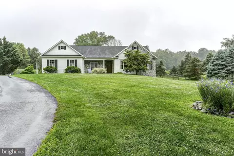 Exterior - 10 Elser Hill Rd, Lititz, PA 17543 photo 17 of 18