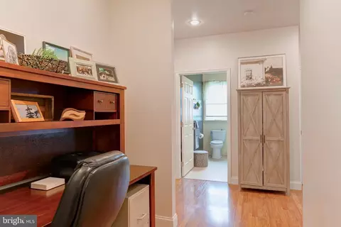 Entry Way - 10 Elser Hill Rd, Lititz, PA 17543 photo 4 of 7