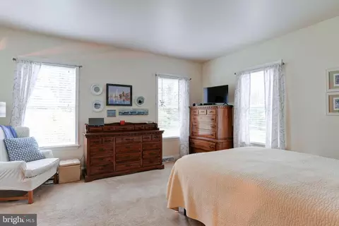 Bedroom - 10 Elser Hill Rd, Lititz, PA 17543 photo 2 of 7