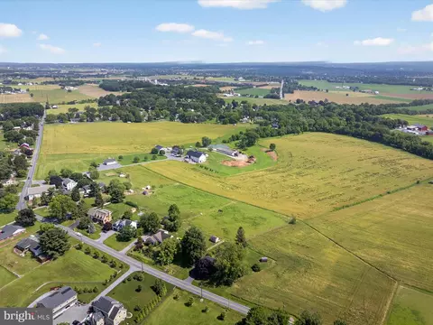 View/Area - 105 Fairland Rd, Lititz, PA 17543 photo 7 of 10