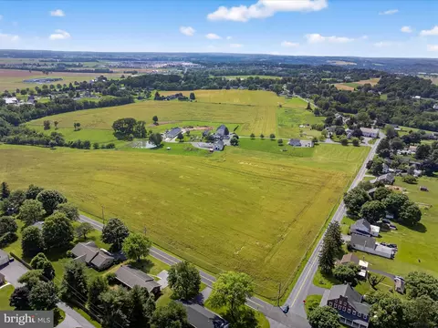 View/Area - 105 Fairland Rd, Lititz, PA 17543 photo 8 of 10