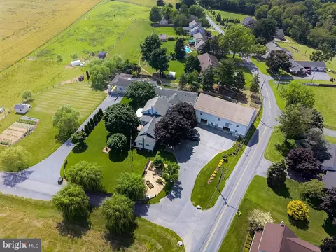 View/Area - 105 Fairland Rd, Lititz, PA 17543 photo 1 of 10