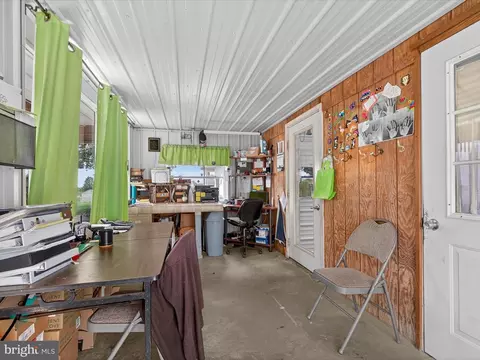 Exterior - 105 Fairland Rd, Lititz, PA 17543 photo 15 of 18