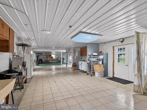 Entry Way - 105 Fairland Rd, Lititz, PA 17543 photo 12 of 14