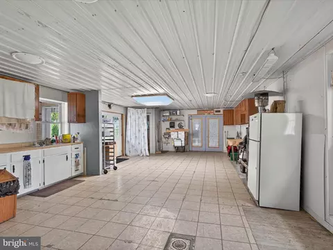 Entry Way - 105 Fairland Rd, Lititz, PA 17543 photo 11 of 14