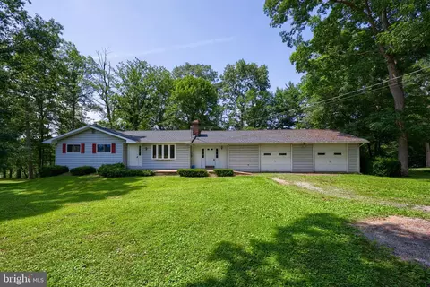 147 Plum Hill Rd, Peach Bottom, PA 17563