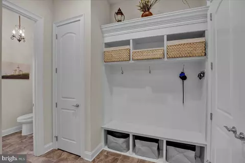 Entry Way - 661 Integrity Dr, Lititz, PA 17543 photo 6 of 9