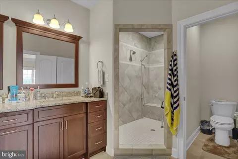 Bath - 661 Integrity Dr, Lititz, PA 17543 photo 3 of 4