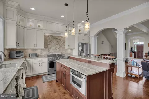Kitchen - 661 Integrity Dr, Lititz, PA 17543 photo 1 of 2