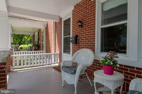Exterior - 420 Linden St, Lititz, PA 17543 photo 5 of 10