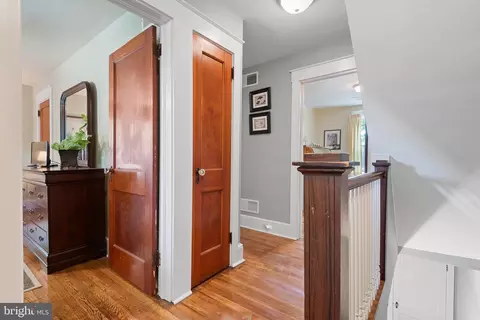 Entry Way - 420 Linden St, Lititz, PA 17543 photo 3 of 5